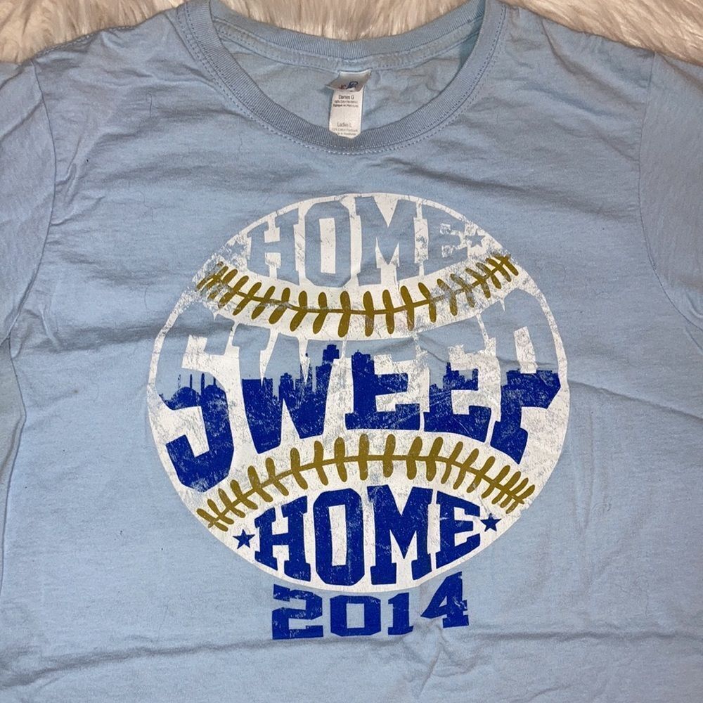⚾️ Home Sweep Home ⚾️ KC Royals Blue Crew Neck Tee sz L - Picture 2 of 7
